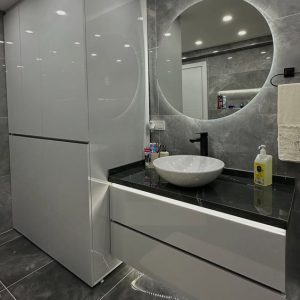 Akrilik Banyo Dolapları
